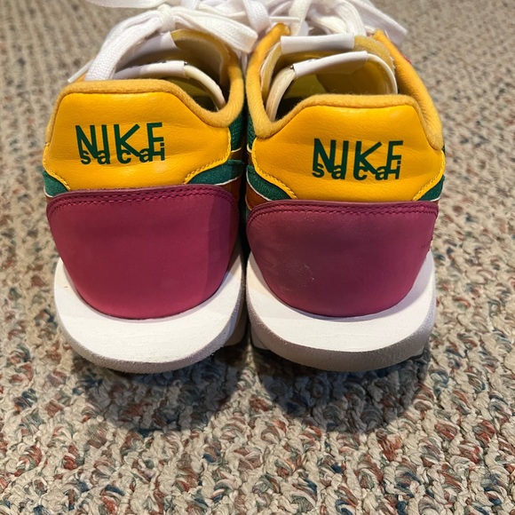 Nike Sacai LD Waffle Pine Green Shoes - Picture 2 of 8